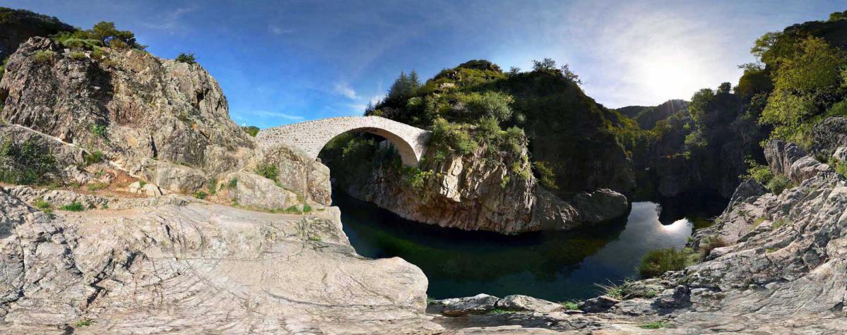 cliquez pour ouvrir la visite 360°