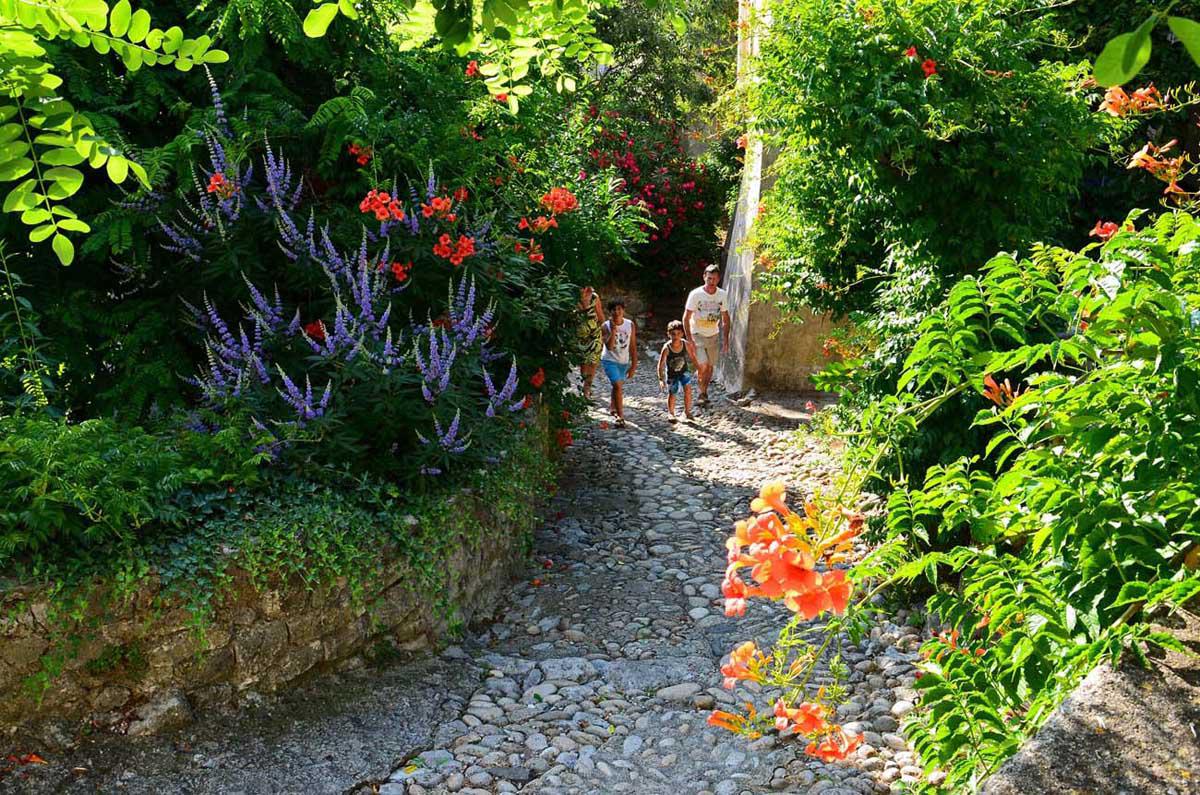  la Calade au coeur de Balazuc