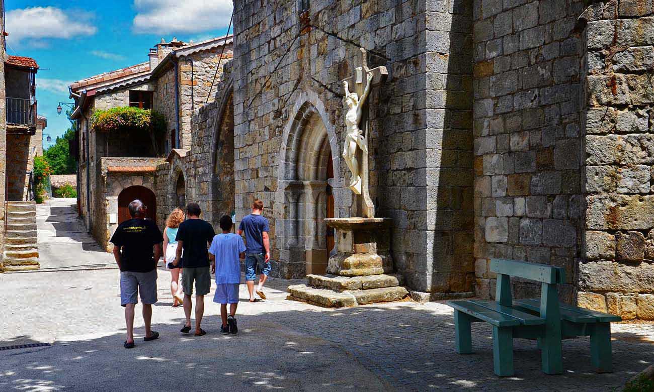 l'église d'Ailhon - monument historique