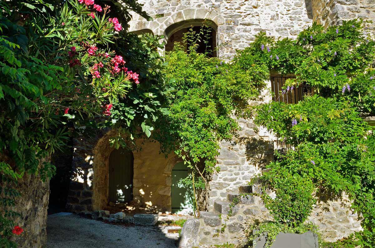 maison de pays - rue Armand François 