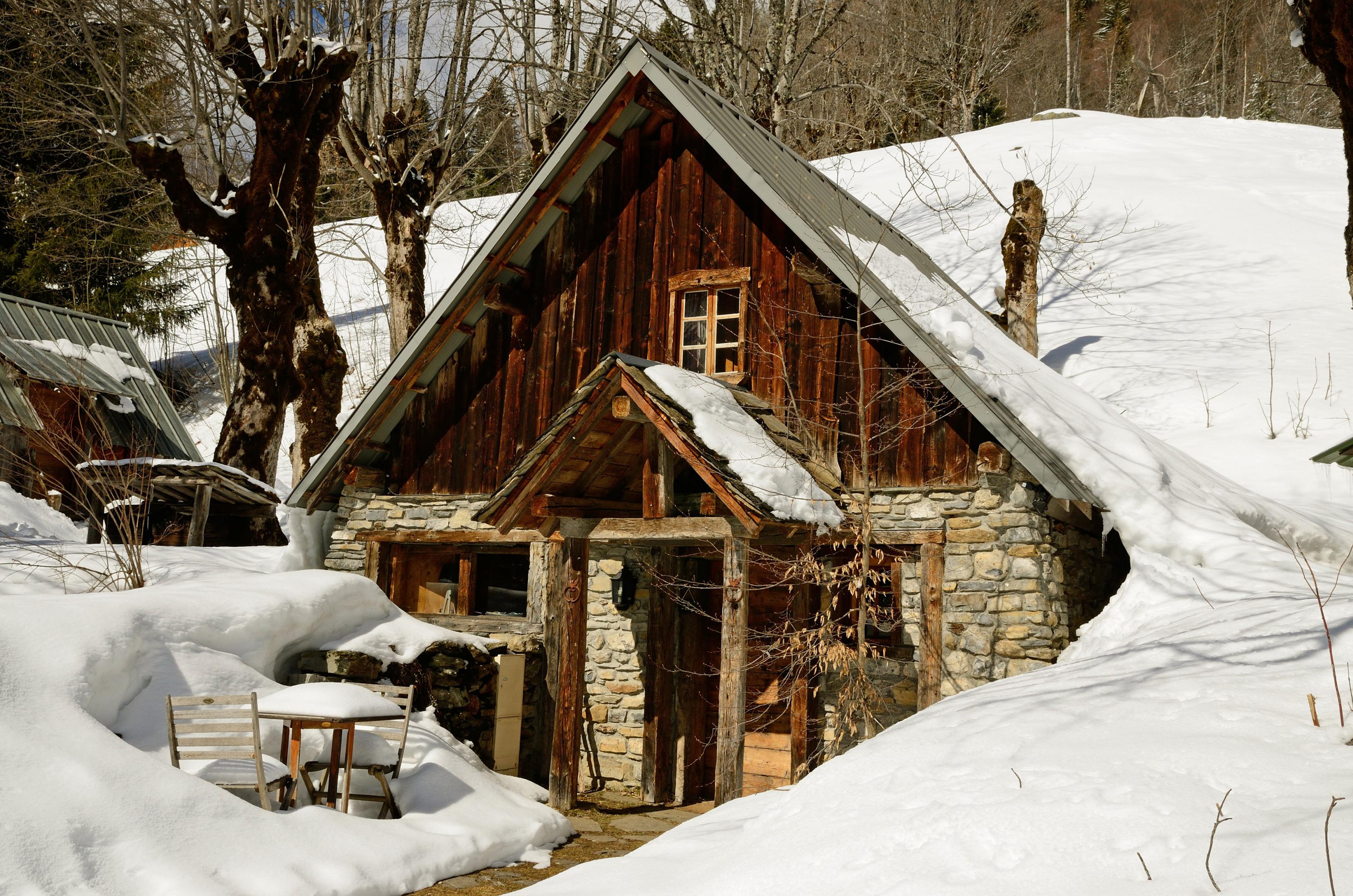 petit chalet à Tioulevé